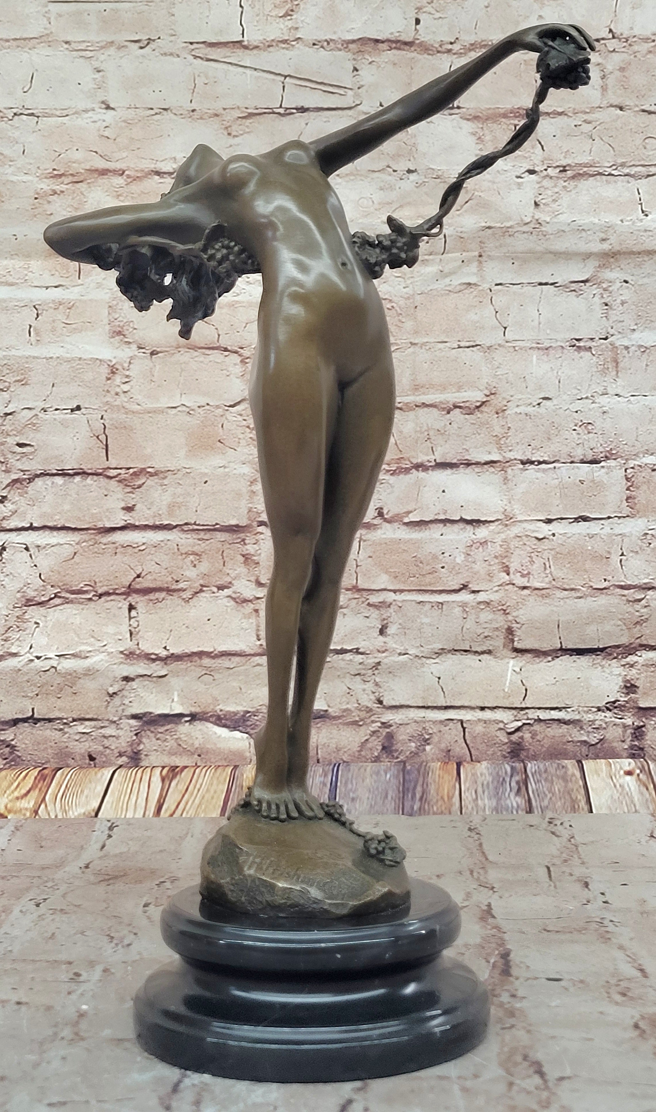 Hot Cast Bronze Sculpture Harriet Frishmuth The Vine Nude Female Figure Holding Grapes