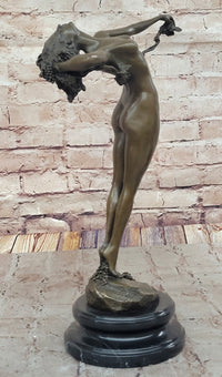 Hot Cast Bronze Sculpture Harriet Frishmuth The Vine Nude Female Figure Holding Grapes