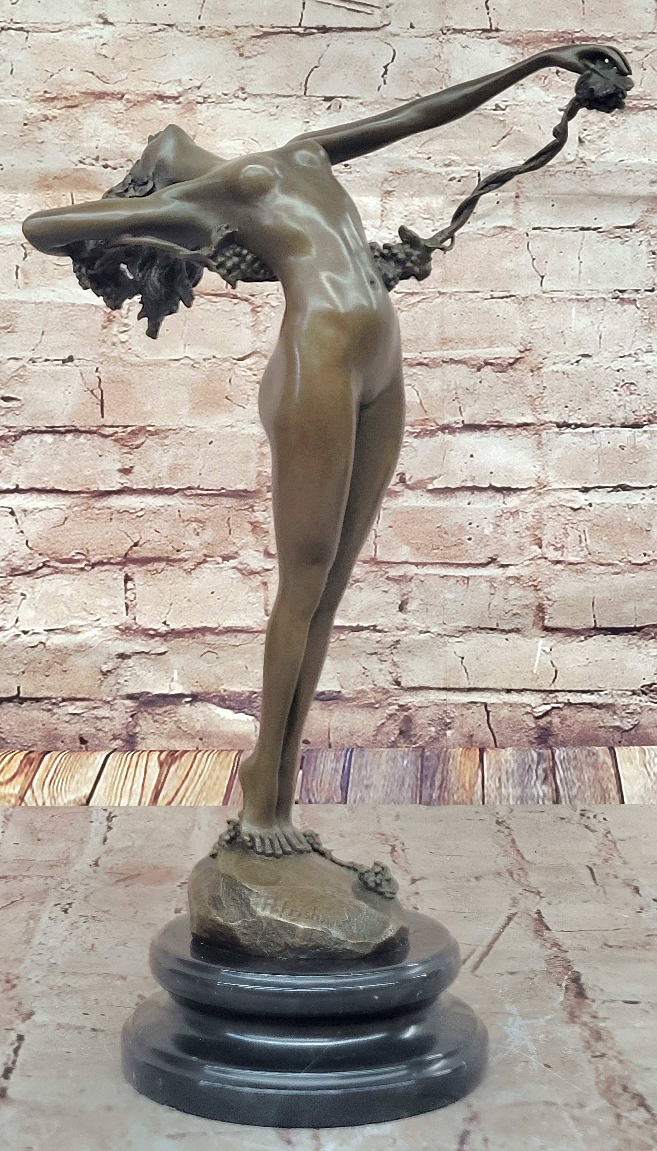 Hot Cast Bronze Sculpture Harriet Frishmuth The Vine Nude Female Figure Holding Grapes