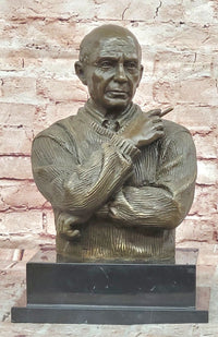 Modern Art Bronze Sculpture Bust of Pablo Picasso Portrait signed Milo Figurine