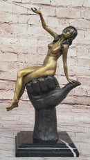 Sexy Nude Female Figure Bronze Modern Art Sculpture on Marble Base