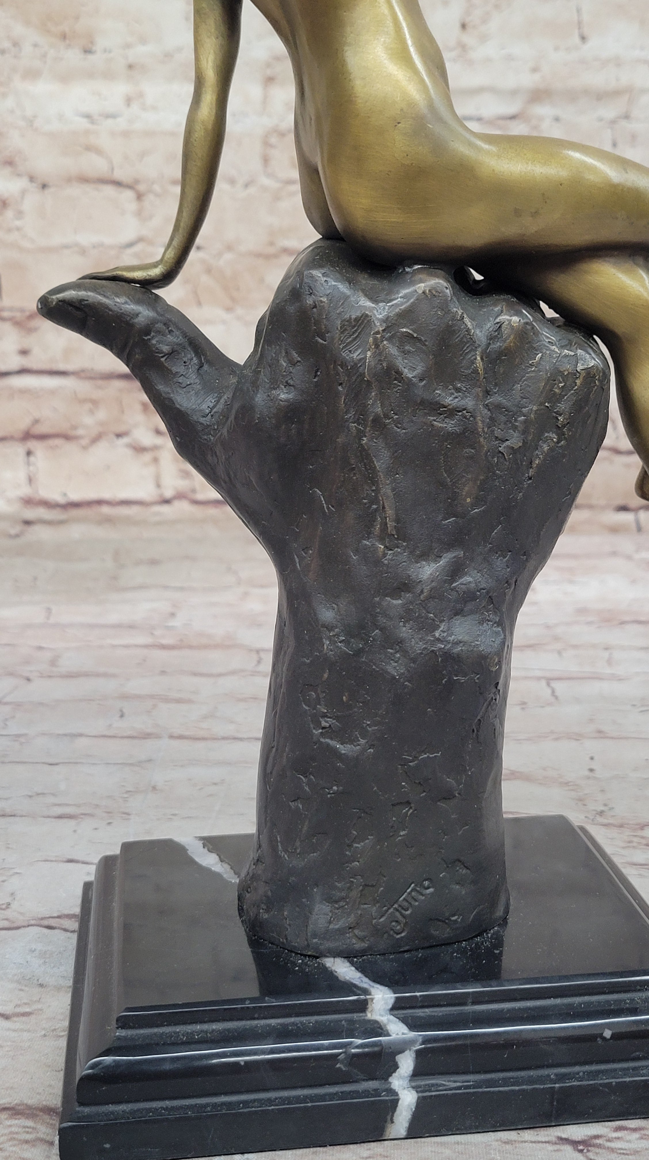 Sexy Nude Female Figure Bronze Modern Art Sculpture on Marble Base