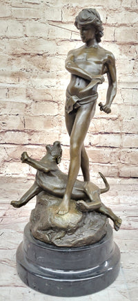 The Lion Slayer by Loys Potet - Bronze Sculpture on Marble