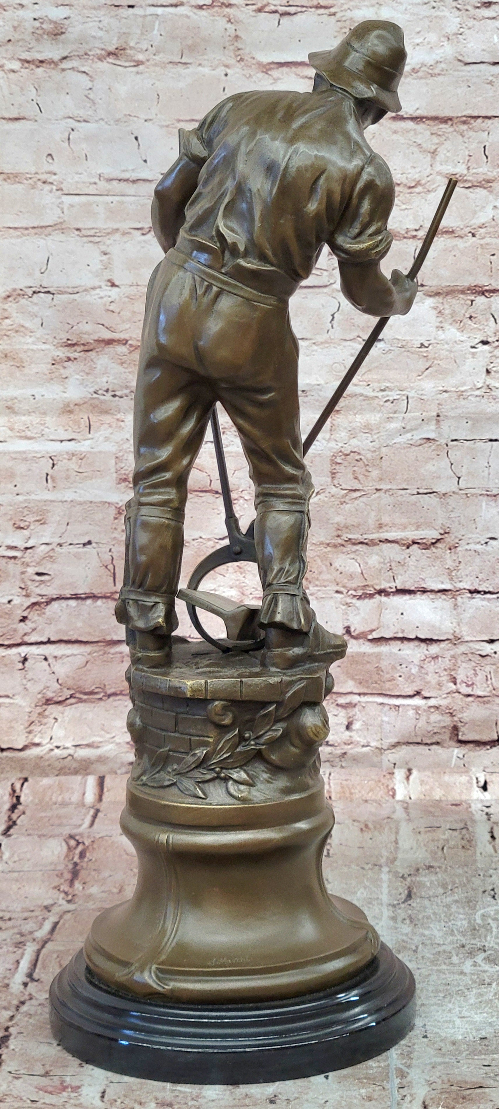 Signed Mavchi Male Metal Forge Worker Real Hand Made Bronze Sculpture