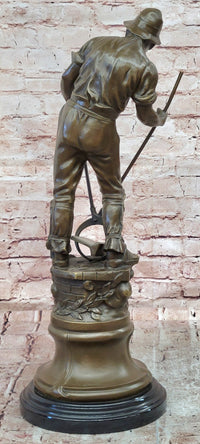 Signed Mavchi Male Metal Forge Worker Real Hand Made Bronze Sculpture