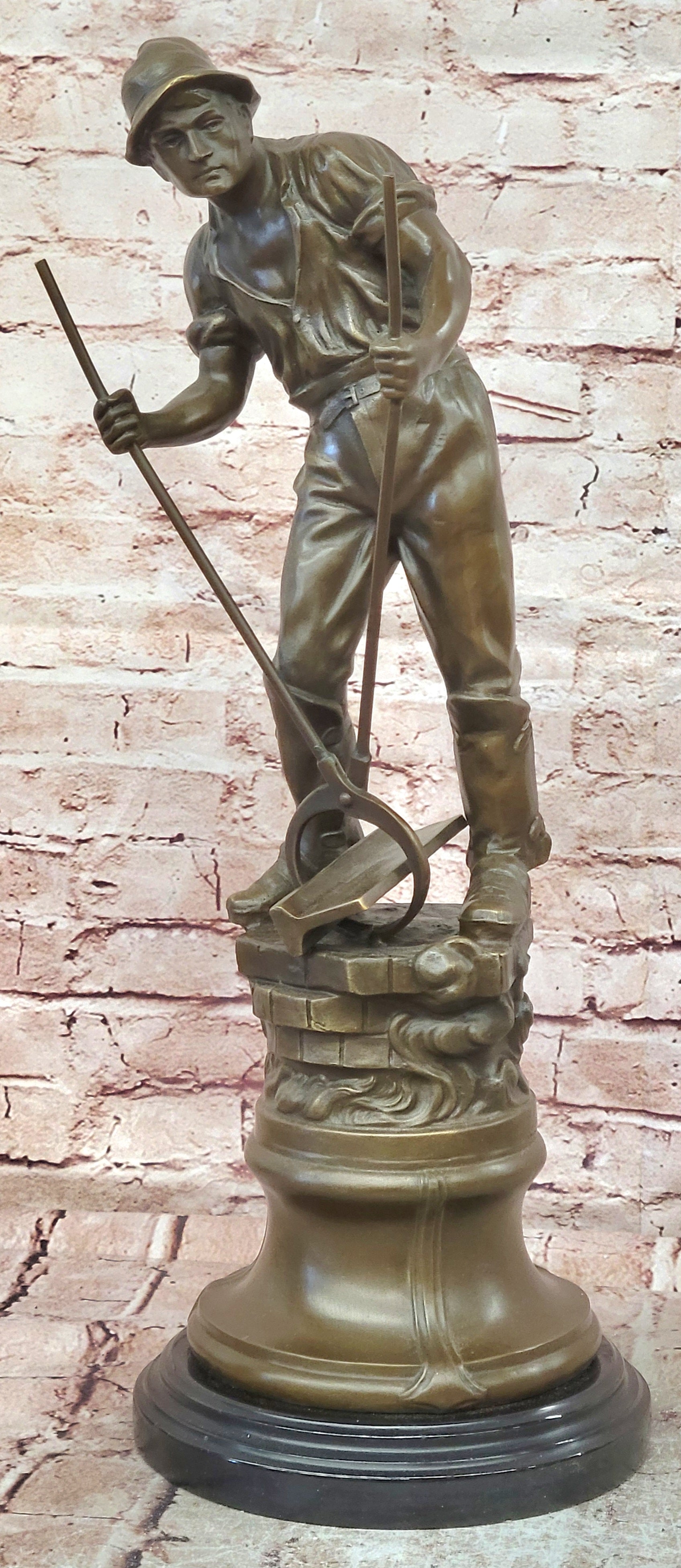 Signed Mavchi Male Metal Forge Worker Real Hand Made Bronze Sculpture