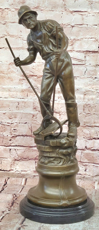 Signed Mavchi Male Metal Forge Worker Real Hand Made Bronze Sculpture