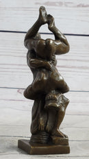 Hot Cast Miniature Austria Wrestling Bronze Artwork