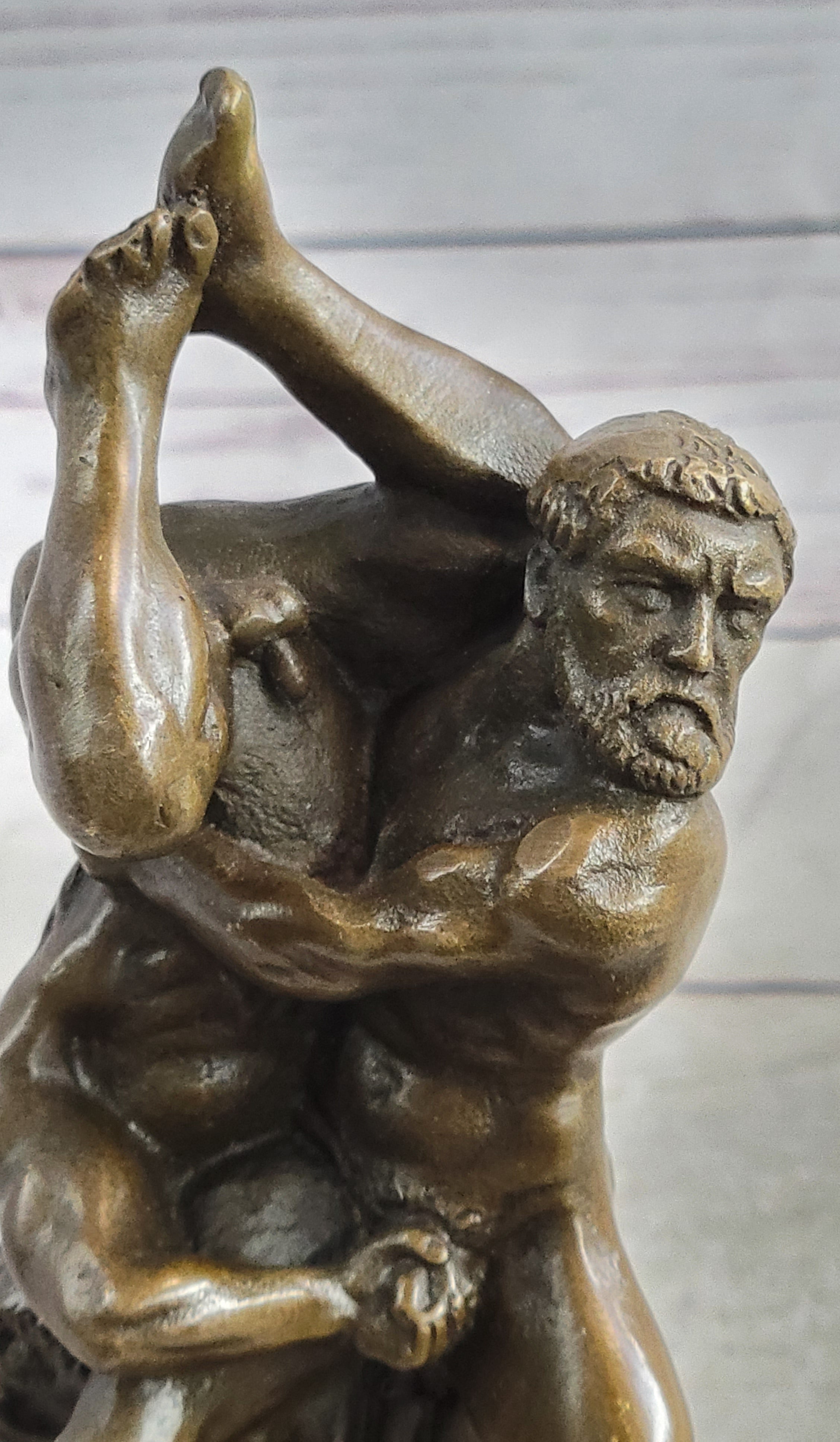 Hot Cast Miniature Austria Wrestling Bronze Artwork