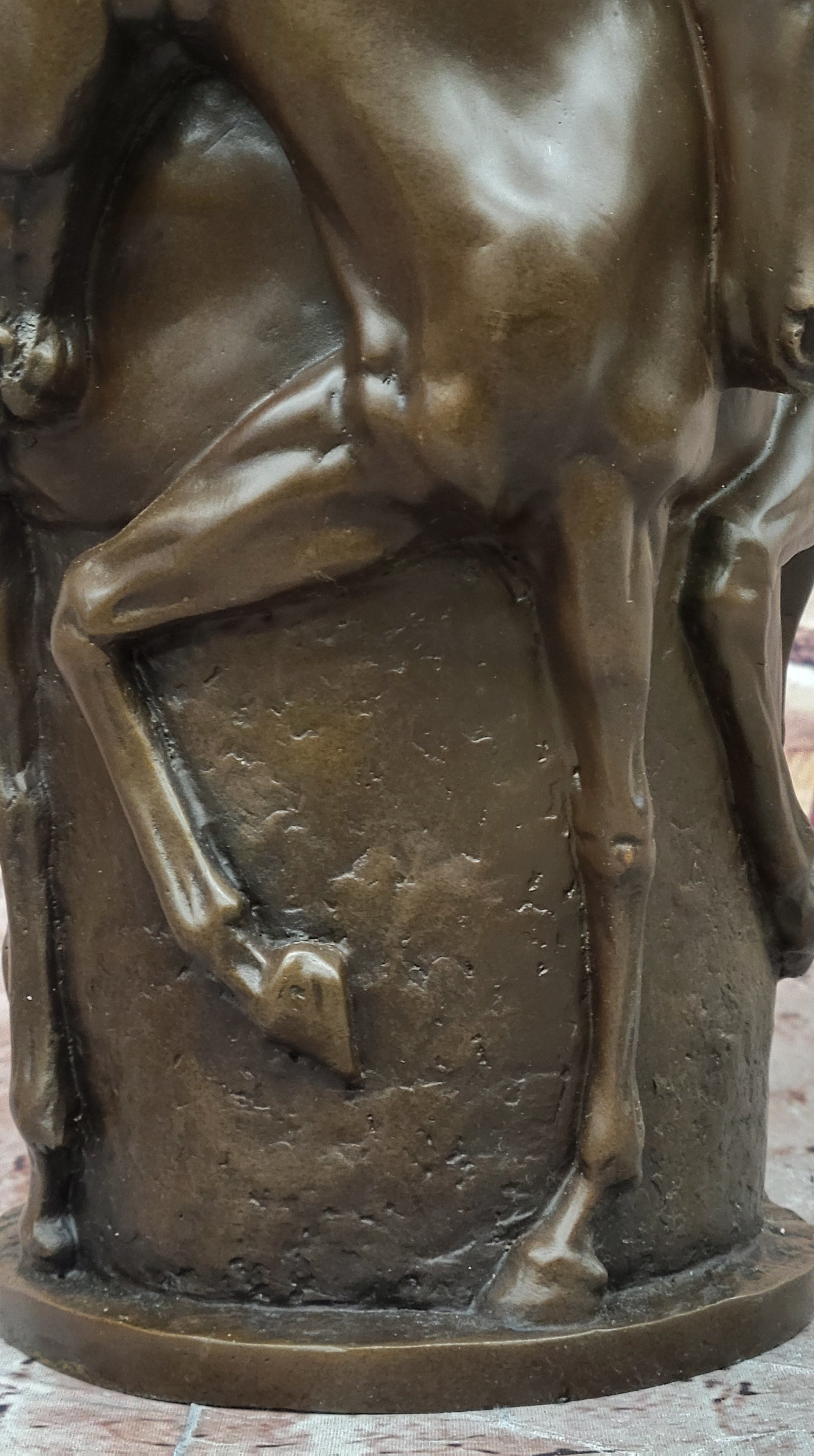 Bronze Vase with Sculpted Horses – Equestrian Art