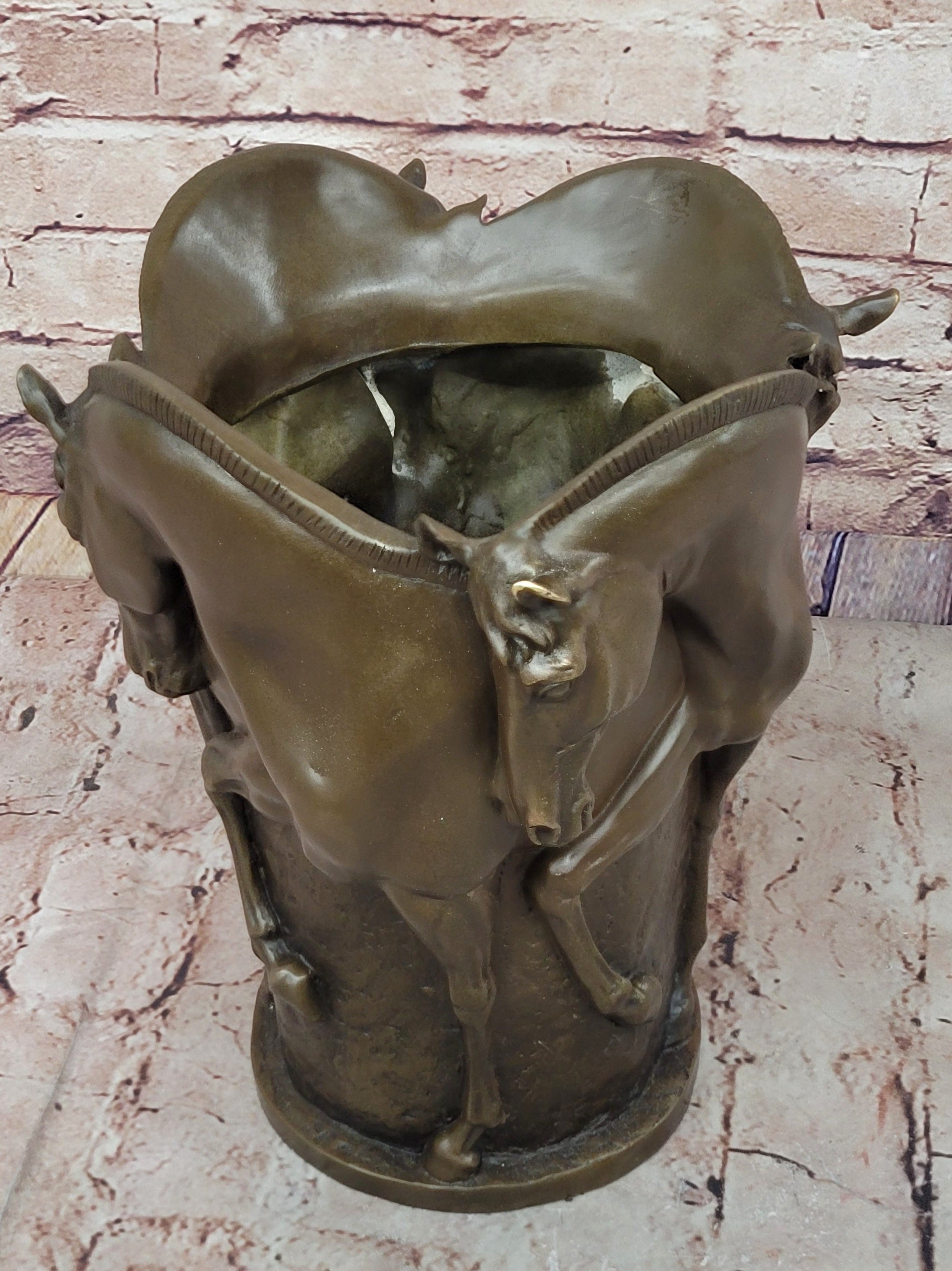 Bronze Vase with Sculpted Horses – Equestrian Art