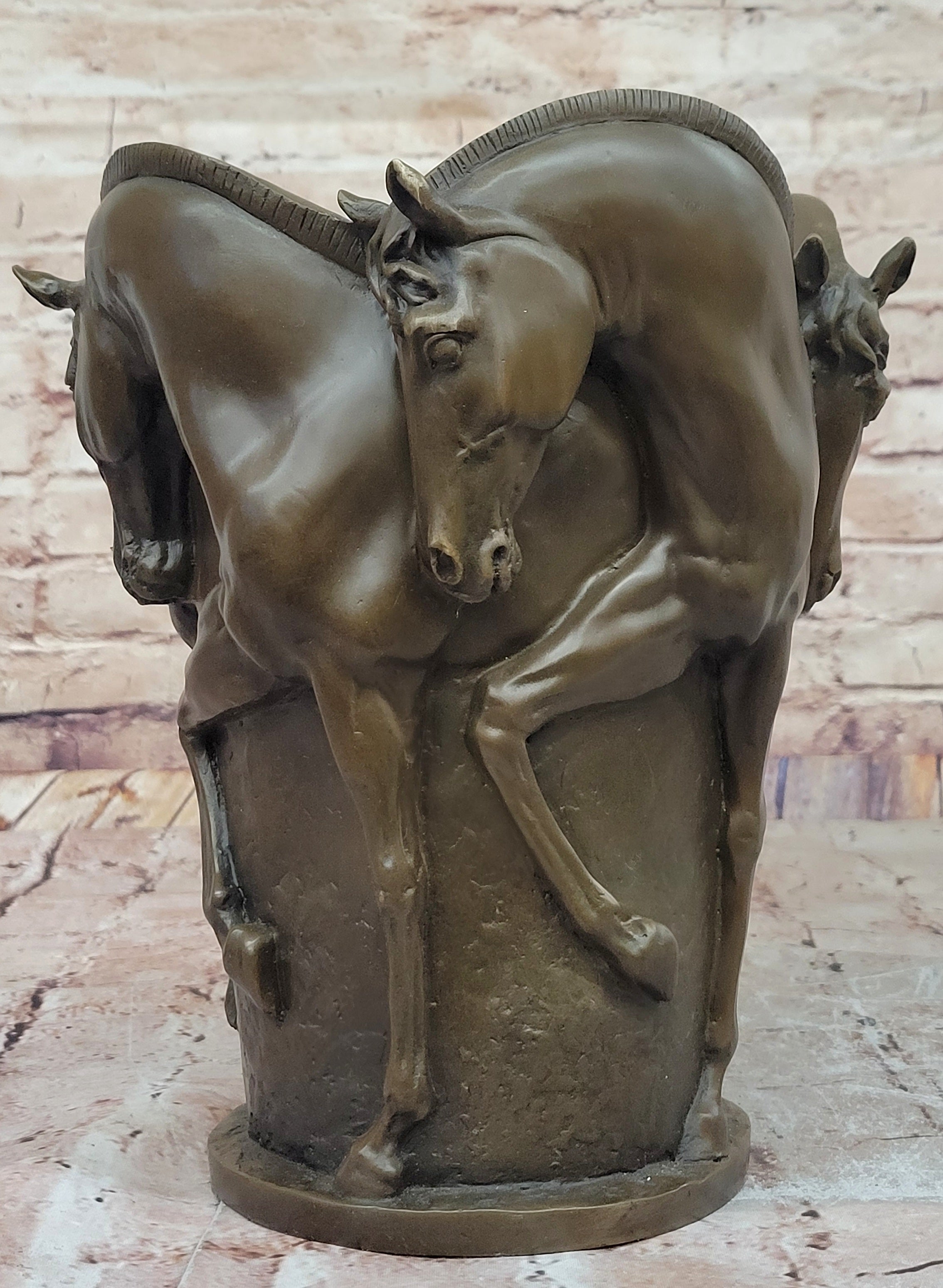 Bronze Vase with Sculpted Horses – Equestrian Art