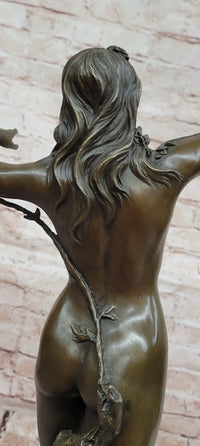 Venus Goddess of Love Bronze Statue Sculpture Signed Original Cesaro Decor