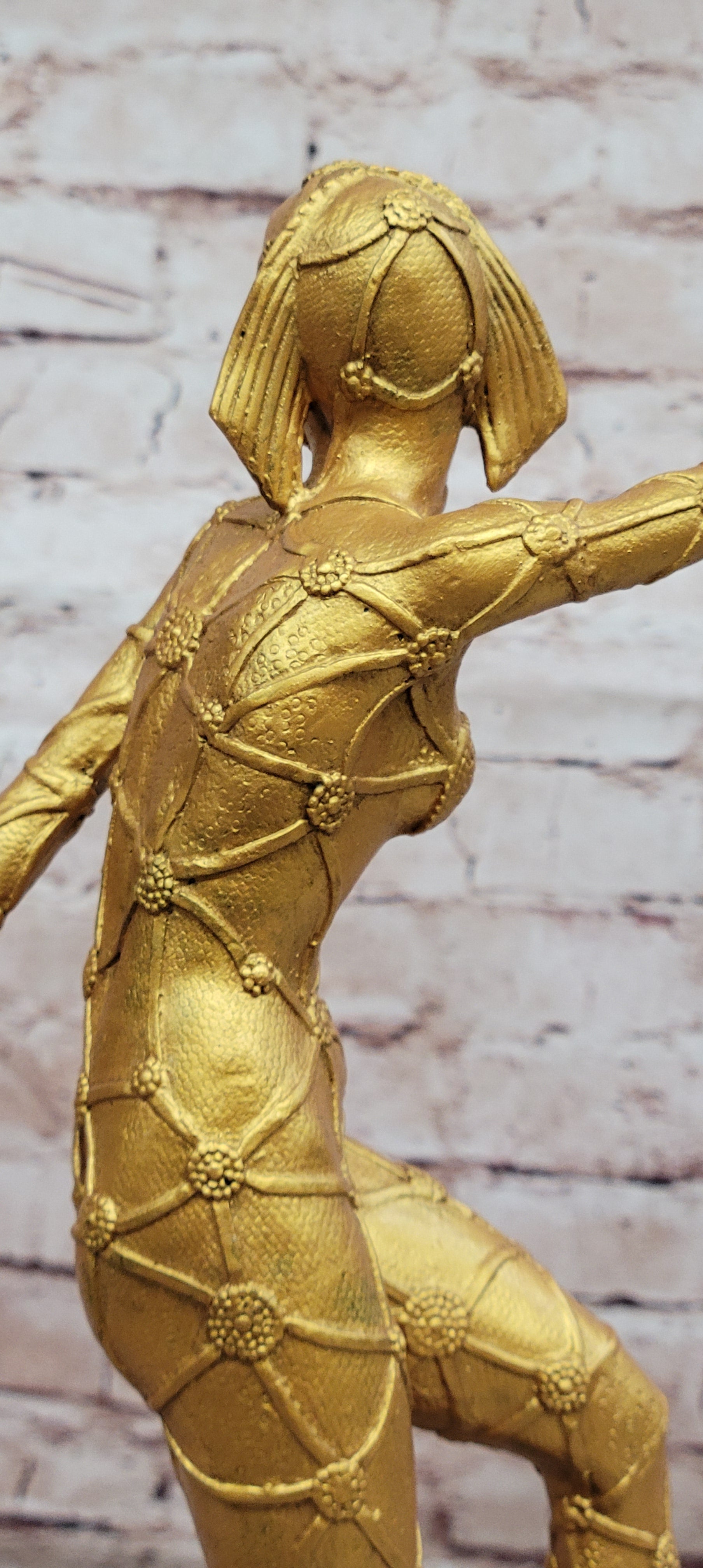 Art Deco statue1920 Style by Demetre Chiparus Genuine Bronze Sculpture