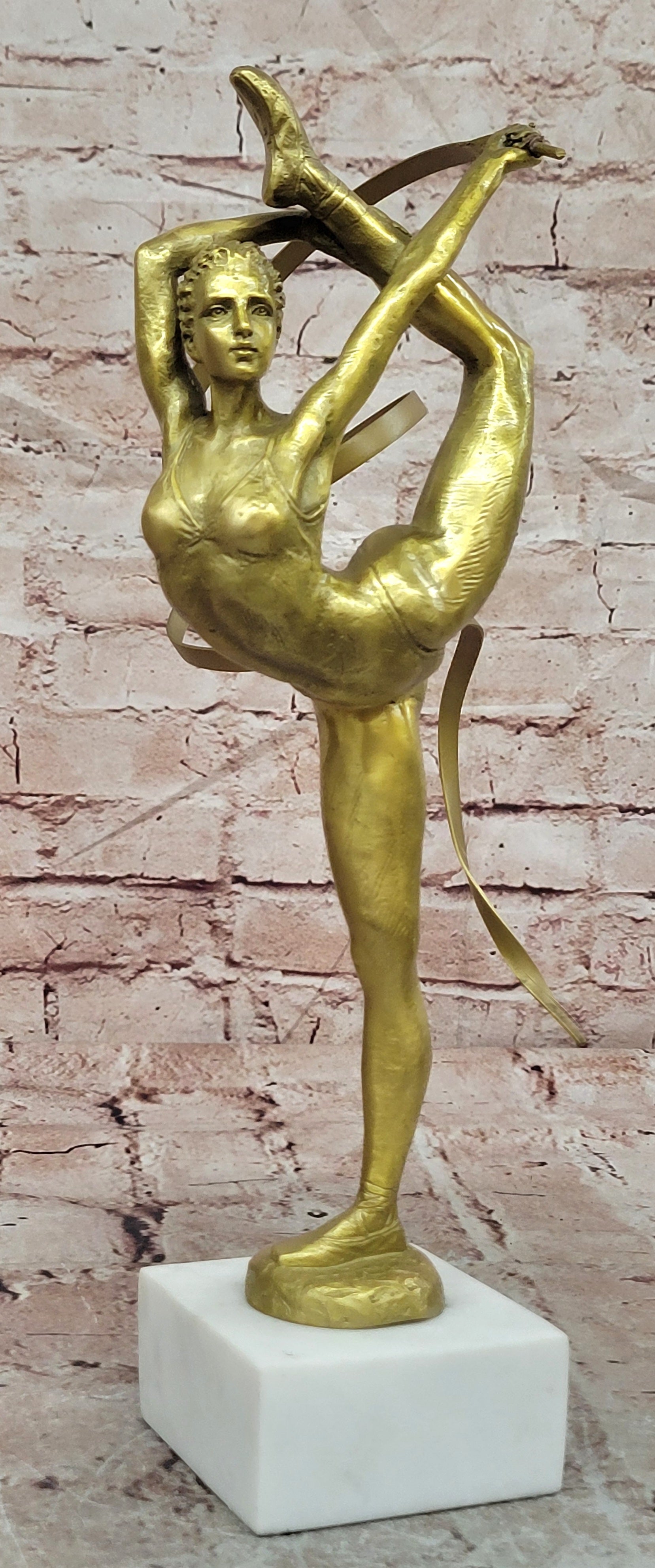 Signed Original Aldo Vitaleh Gymnast Sport Trophy Genuine Bronze Sculpture Figurine