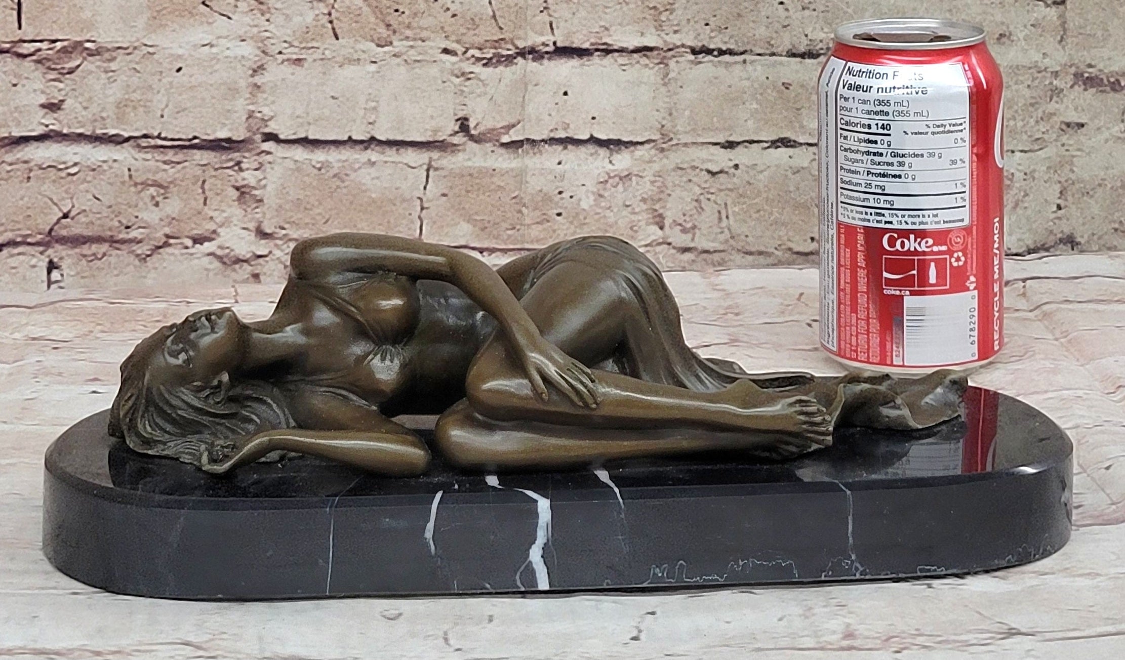 Hot Cast Bronze Sculpture Art Girl Laying Down Sleeping