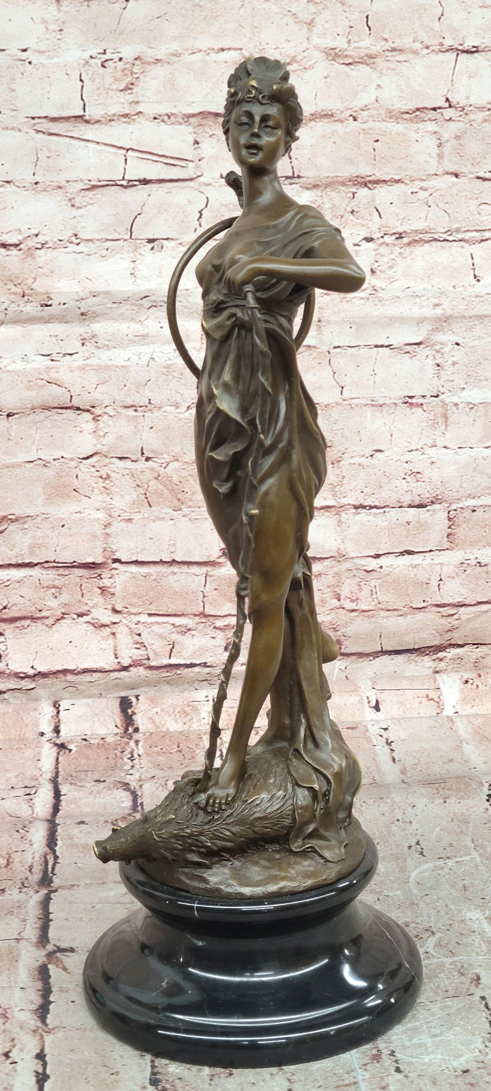 Diana Bronze Sculpture: Mythological Goddess with Bow, Patron Hunter Statue