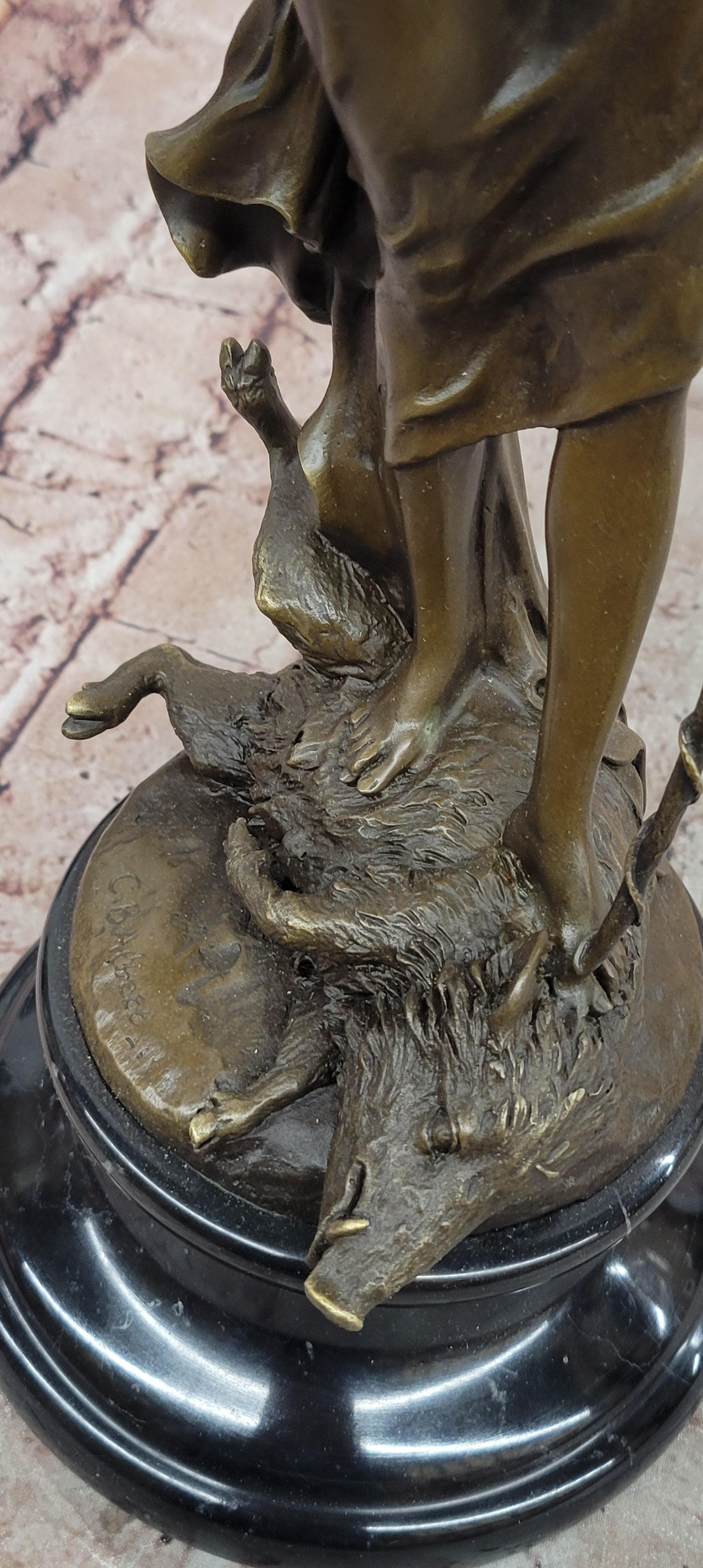 Diana Bronze Sculpture: Mythological Goddess with Bow, Patron Hunter Statue