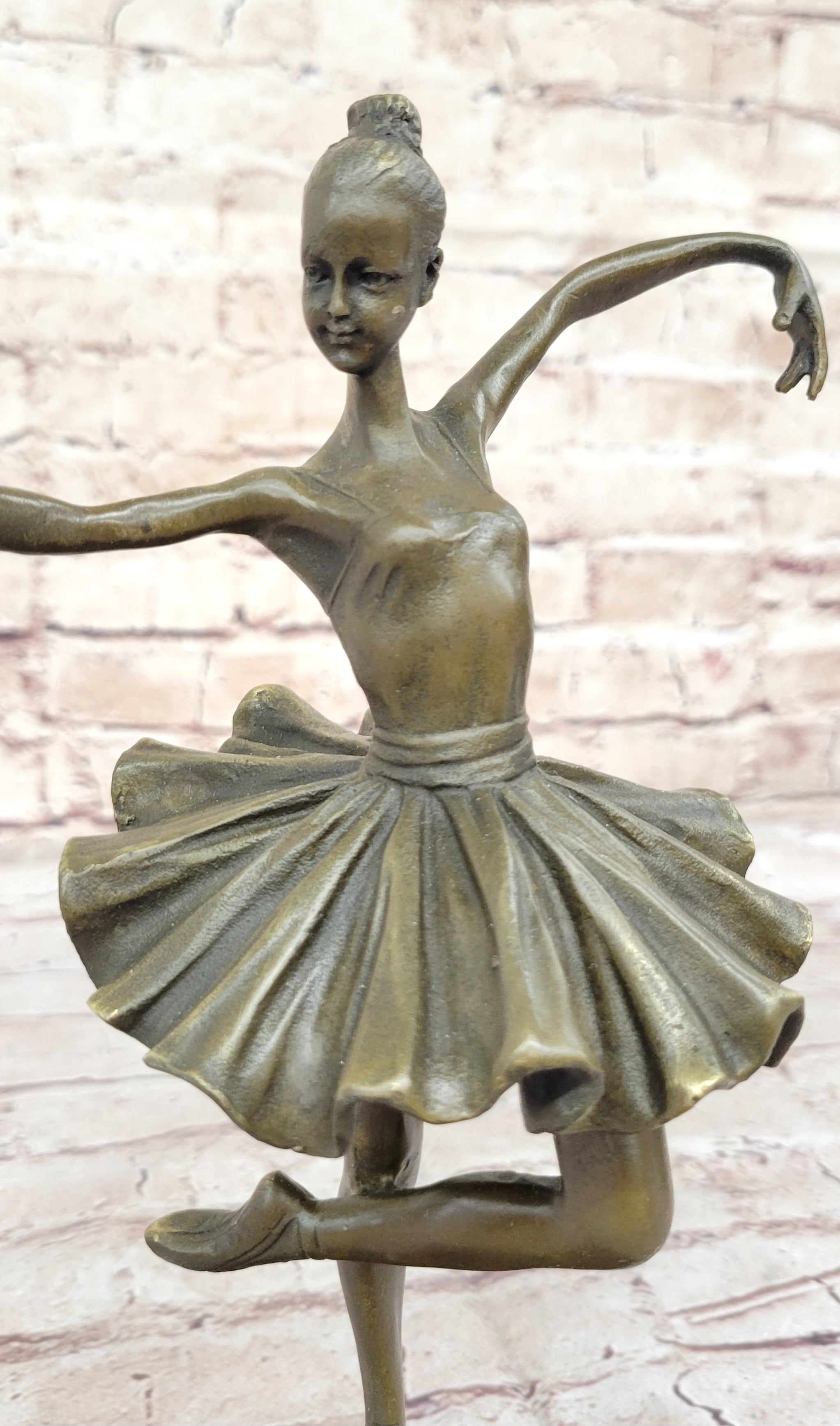 Hot Cast Bronze Ballerina Ballet Dancer Sculpture on Marble Base