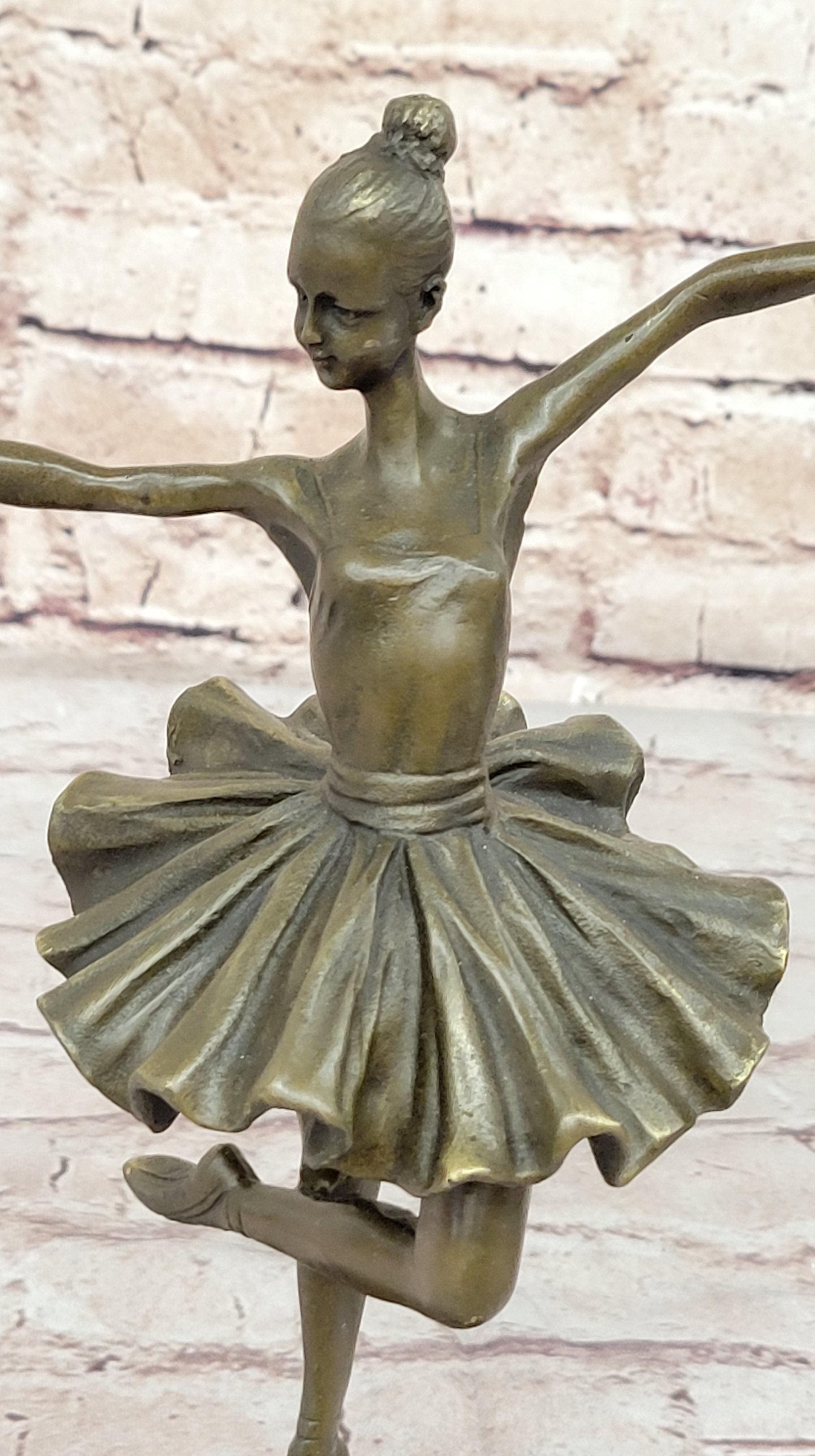 Hot Cast Bronze Ballerina Ballet Dancer Sculpture on Marble Base