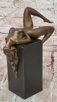 ART DECO BRONZE FIGURINE SCULPTURE STATUE EROTIC LADY NAKED FIGURE SIGNED NICK