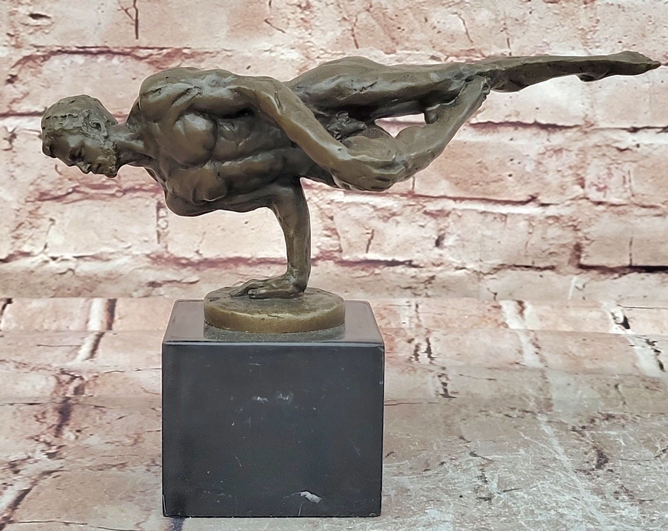 Bronze Bodybuilder Sculpture – Male Nude Art on Marble Base Signed Cesaro