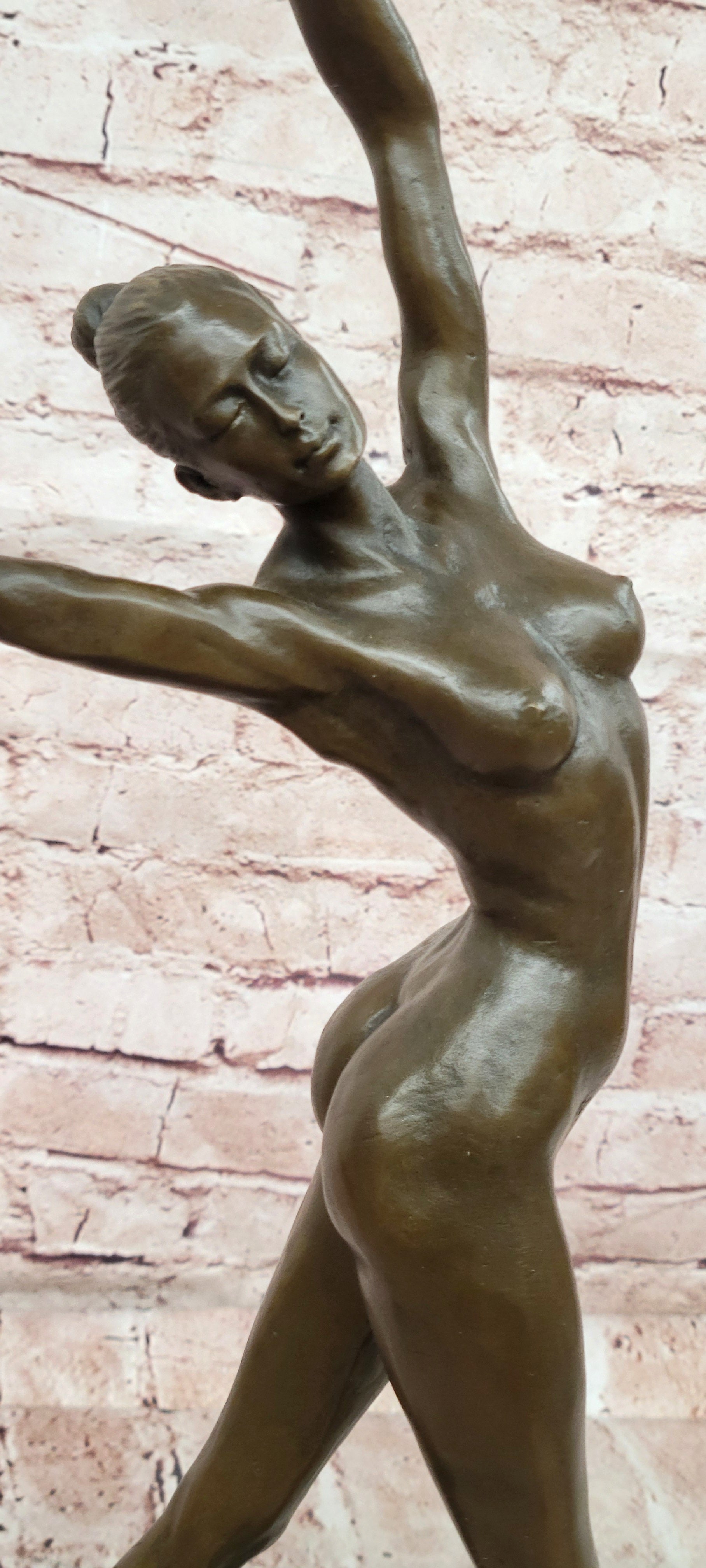 Luxury Bronze Sculpture of a Dancer in Perfect Motion Singed Cesaro Figurine