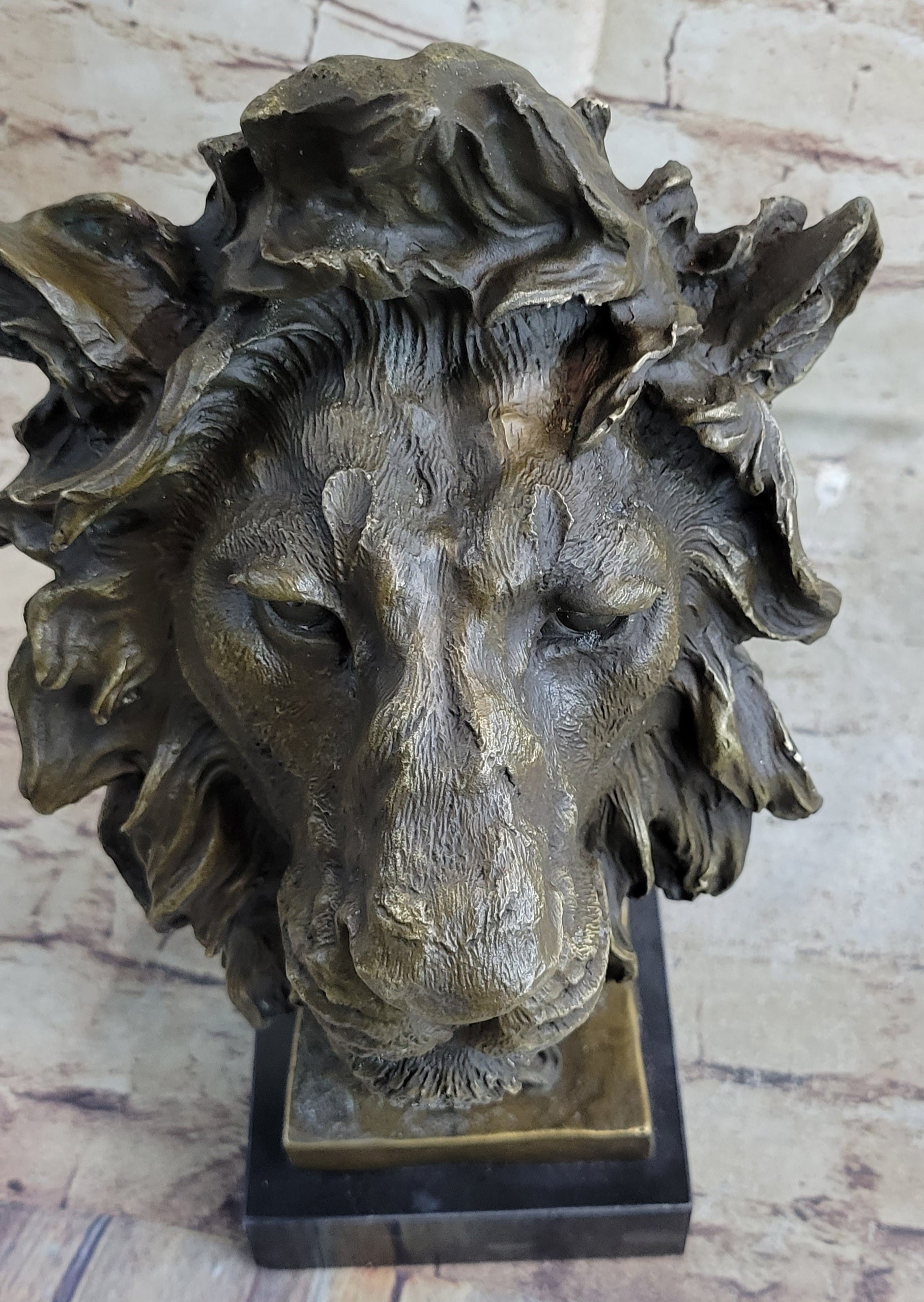 Hot Cast Bronze Male Lion Bust on Marble Base