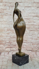 Abstract Bronze Female Sculpture – Modern Nude Woman on Marble Base