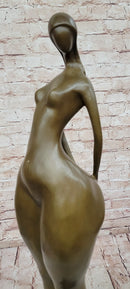 Abstract Bronze Female Sculpture – Modern Nude Woman on Marble Base