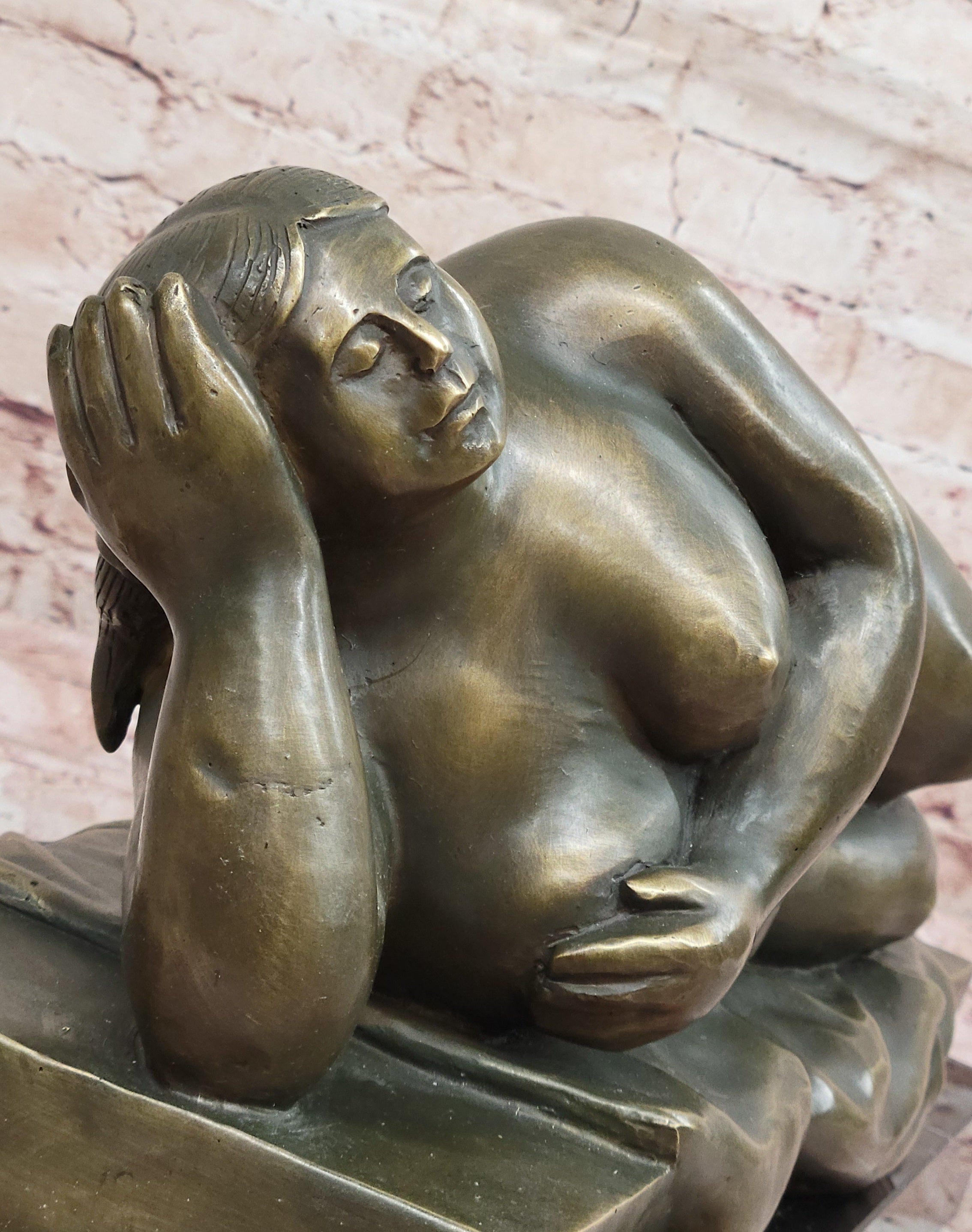 Reclining Nude Woman Bronze Sculpture – Botero Style Art