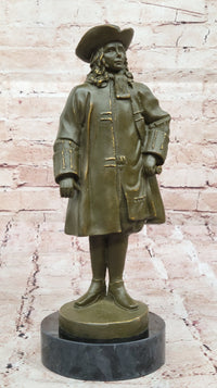 Bronze Historical Figure William Penn with Hat on Marble Base