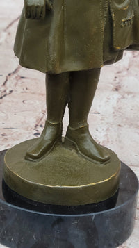 Bronze Historical Figure William Penn with Hat on Marble Base