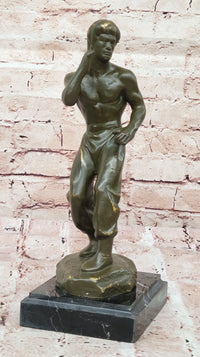 Bruce Lee Bronze Martial Artist Sculpture on Marble Base