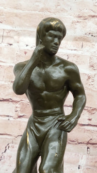 Bruce Lee Bronze Martial Artist Sculpture on Marble Base