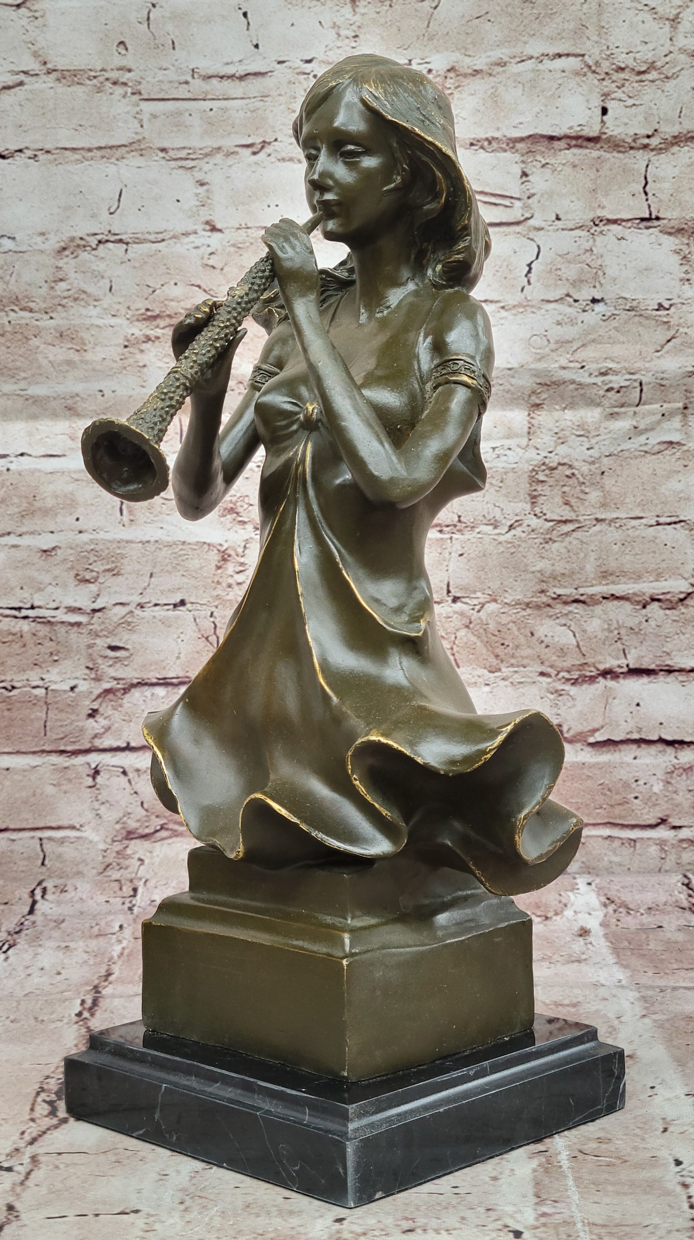 Graceful Woman Playing Flute – Bronze Art Nouveau