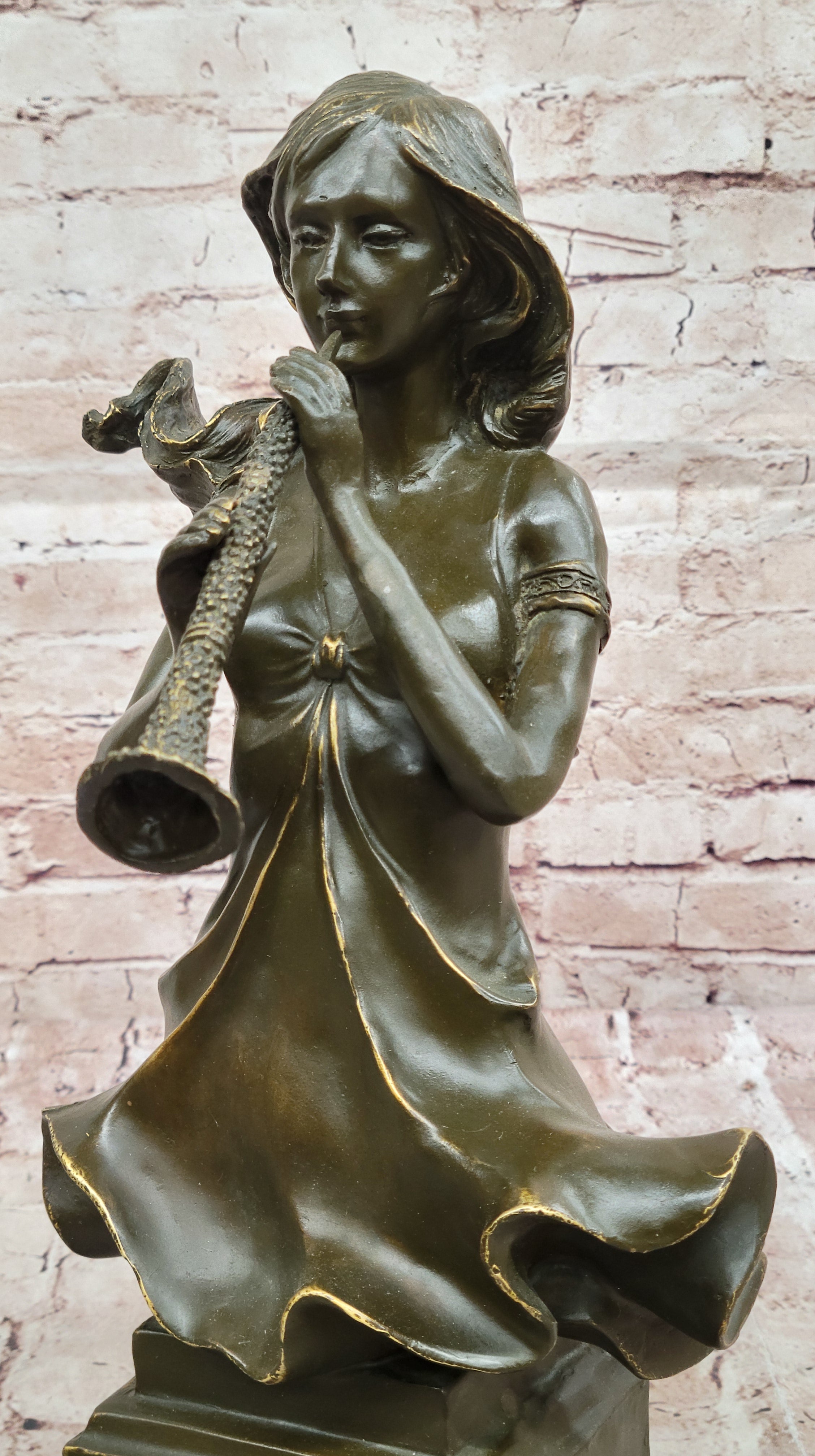 Graceful Woman Playing Flute – Bronze Art Nouveau