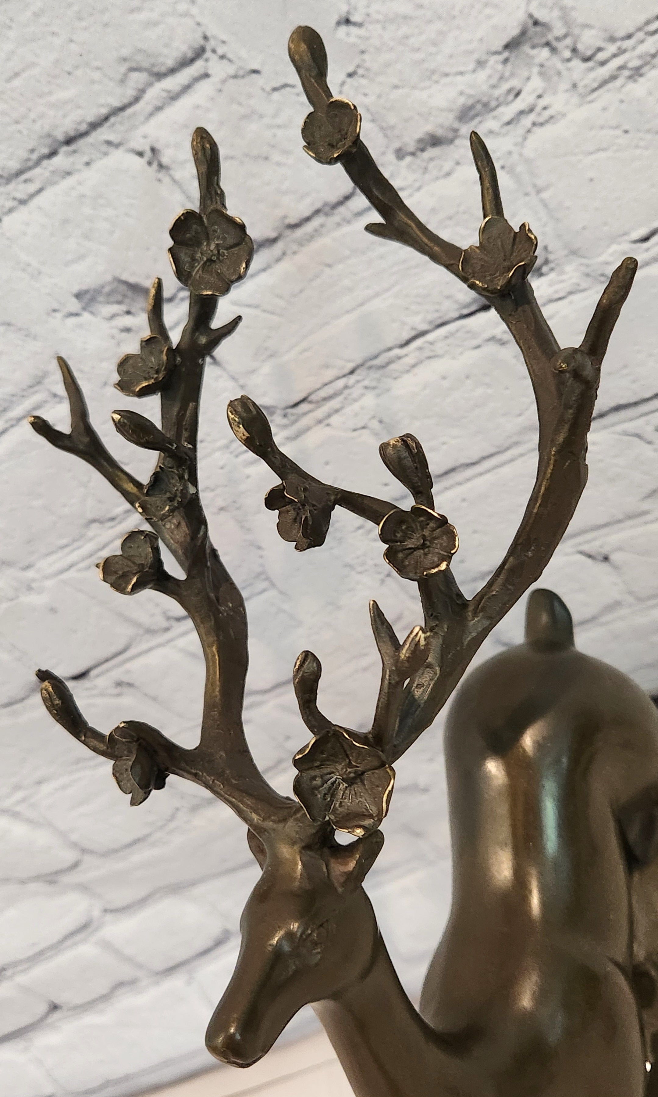 Signed Aldo Vitaleh Stag Buck Deer Bronze Sculpture Hot Cast Figure Figurine
