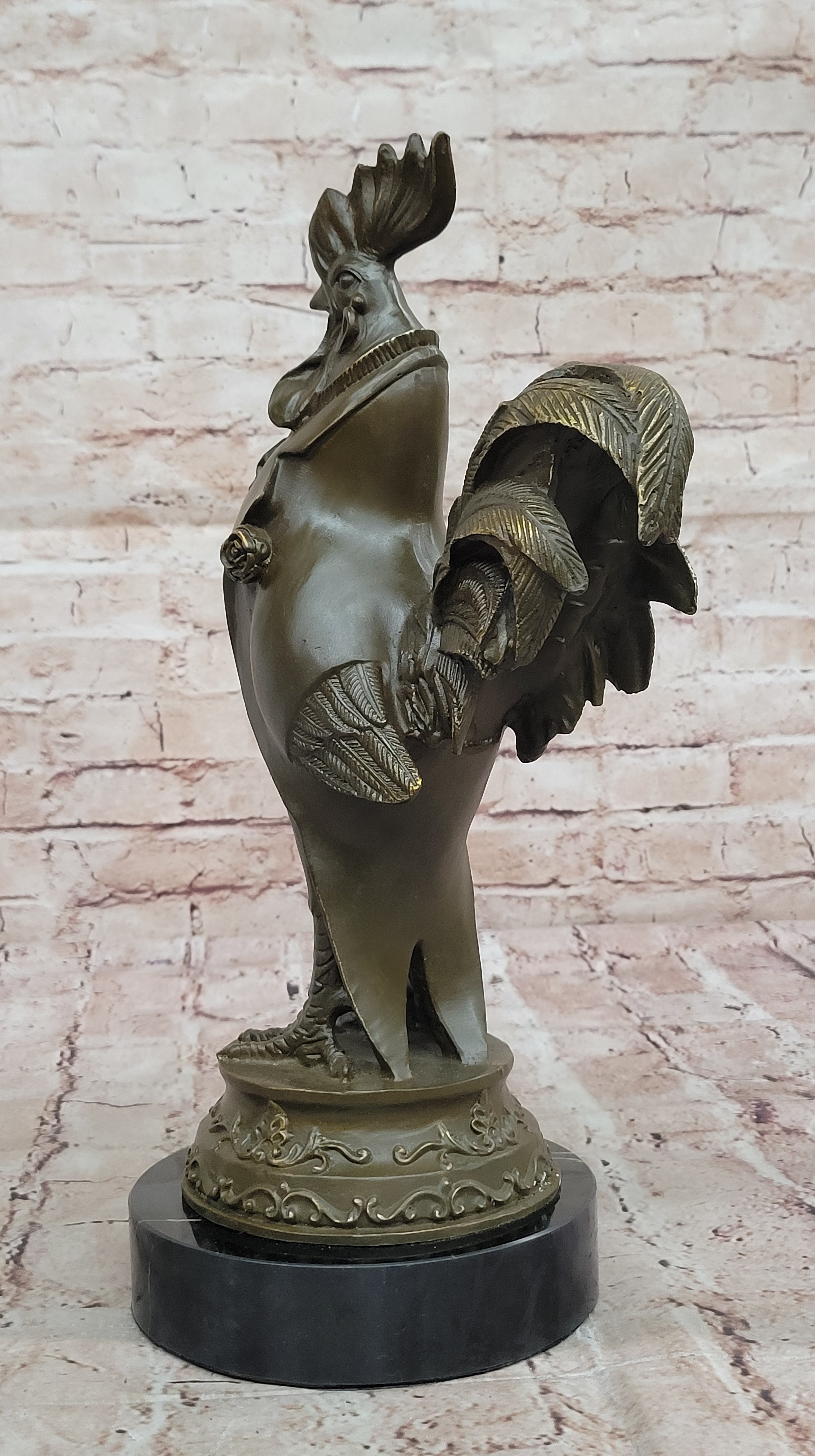 Dapper Rooster Gentleman Bronze – Victorian Style