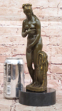 Bronze Sculpture of Venus – Classical Nude Female Figure on Marble Base
