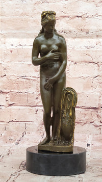 Bronze Sculpture of Venus – Classical Nude Female Figure on Marble Base