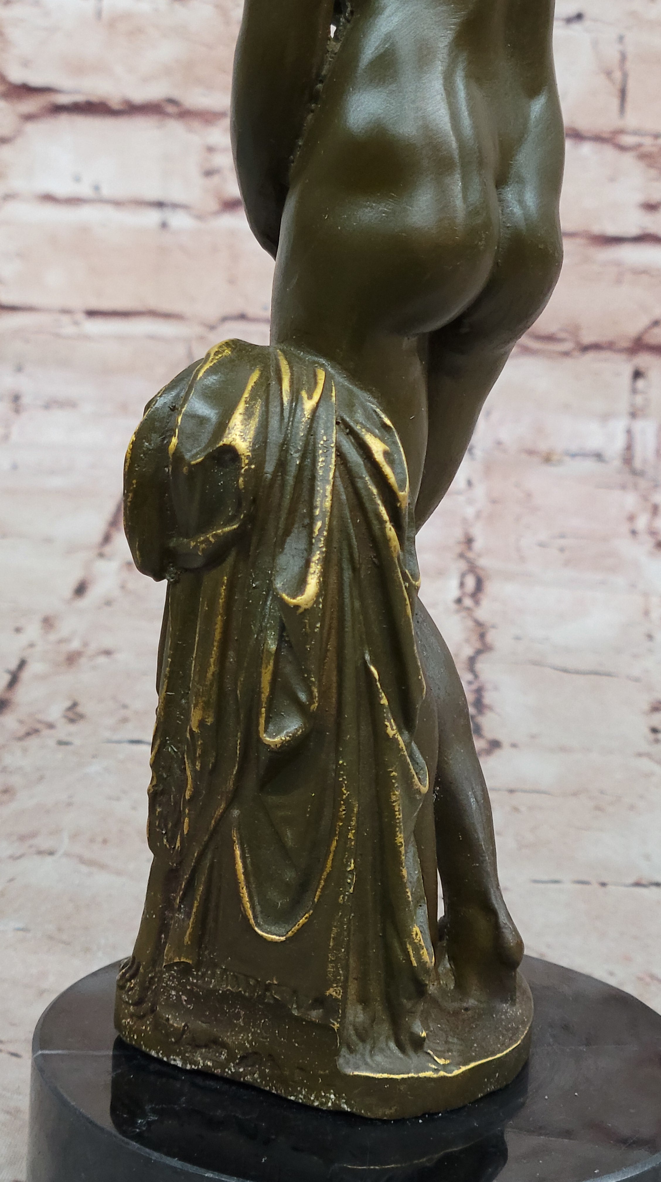 Bronze Sculpture of Venus – Classical Nude Female Figure on Marble Base