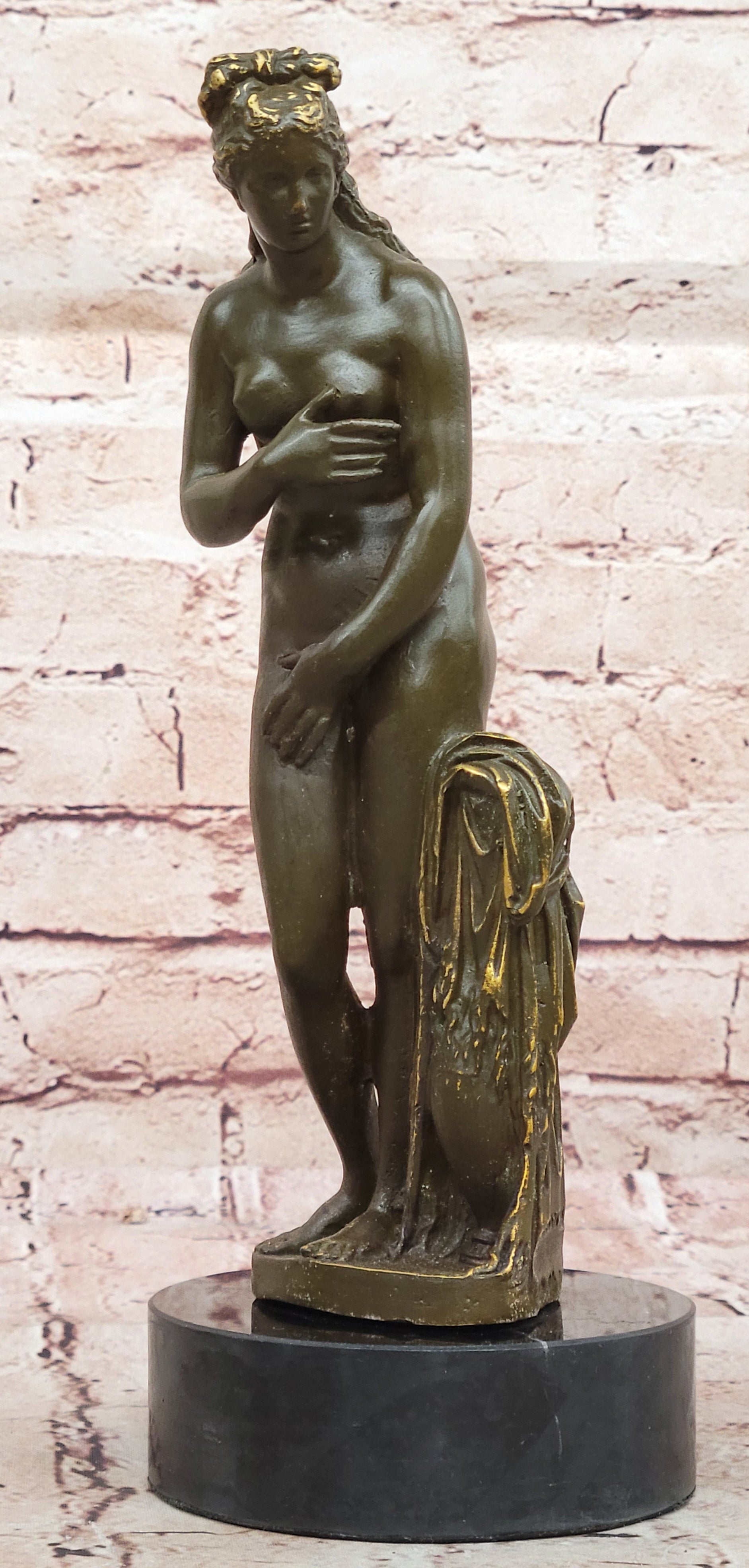 Bronze Sculpture of Venus – Classical Nude Female Figure on Marble Base