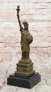 Statue of Liberty Bronze Sculpture – New York Souvenir