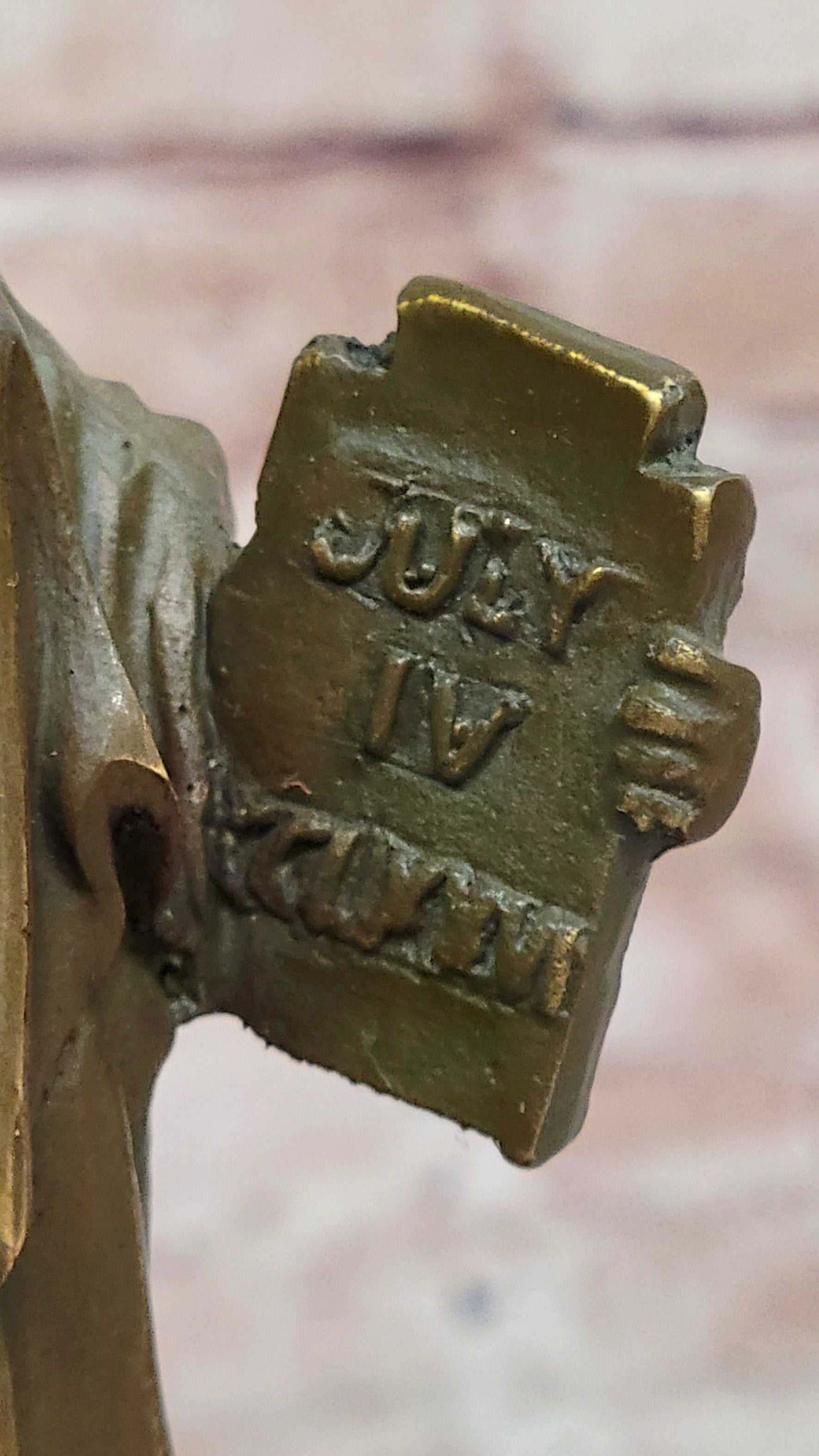 Statue of Liberty Bronze Sculpture – New York Souvenir