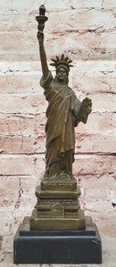 Statue of Liberty Bronze Sculpture – New York Souvenir