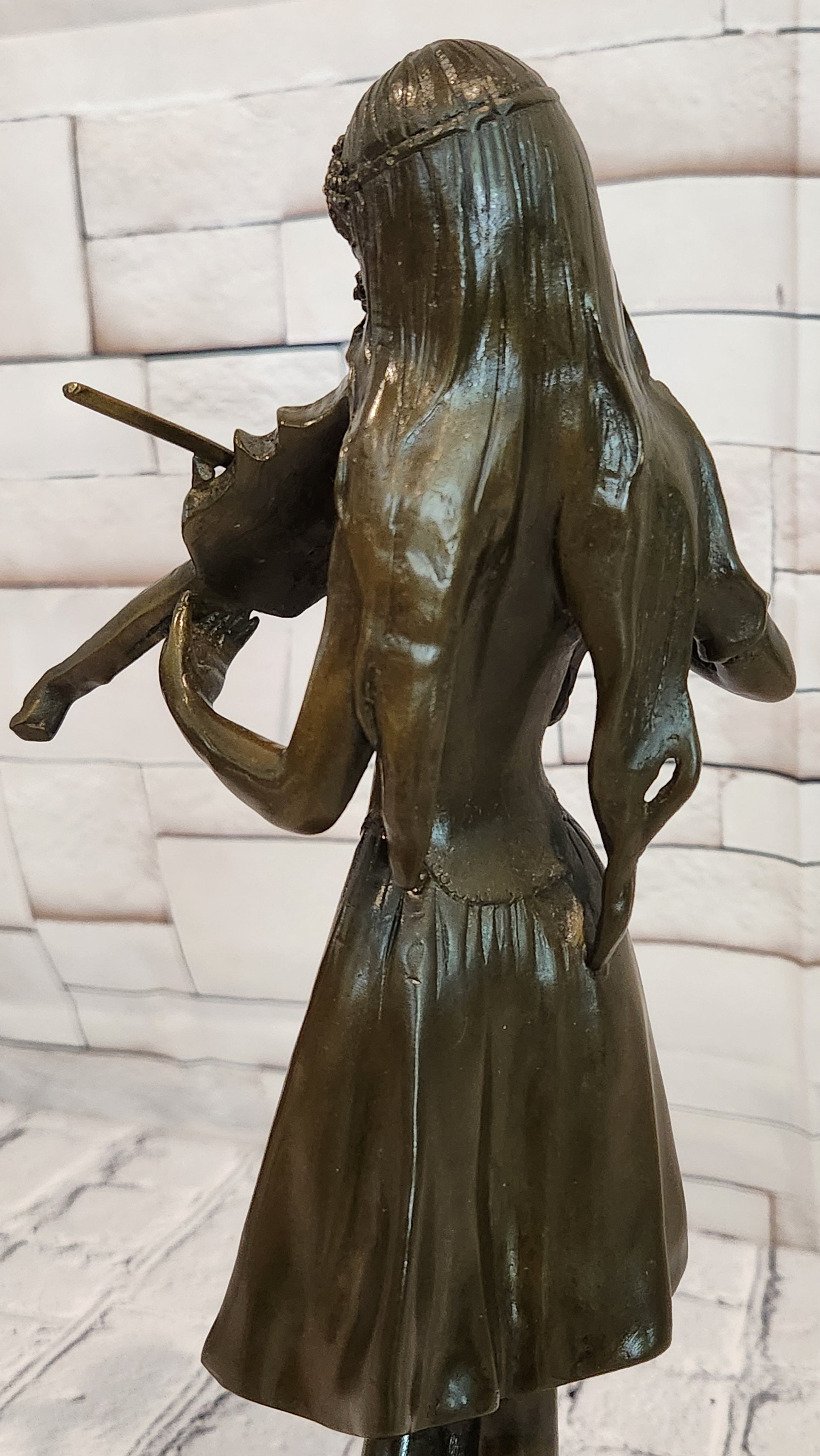 Lady Playing Violon by french Artist Jean Patoue Bronze Sculpture Statue Decor