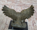 Bronze Eagle and Handshake – American Unity Sculpture