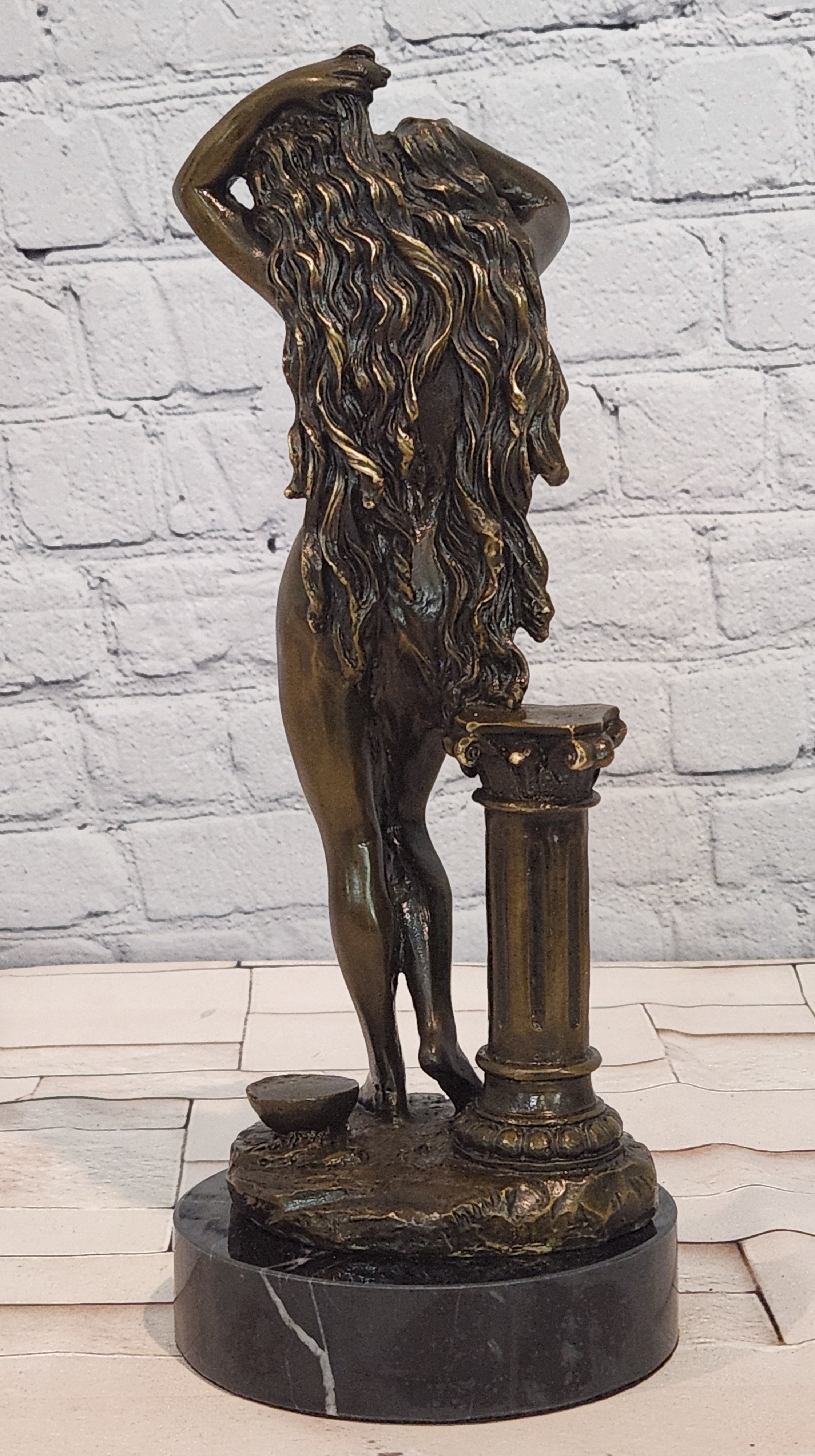 Beautiful Solid Bronze Sculpture of a Roman Goddess Aphrodite by Aldo Vitaleh
