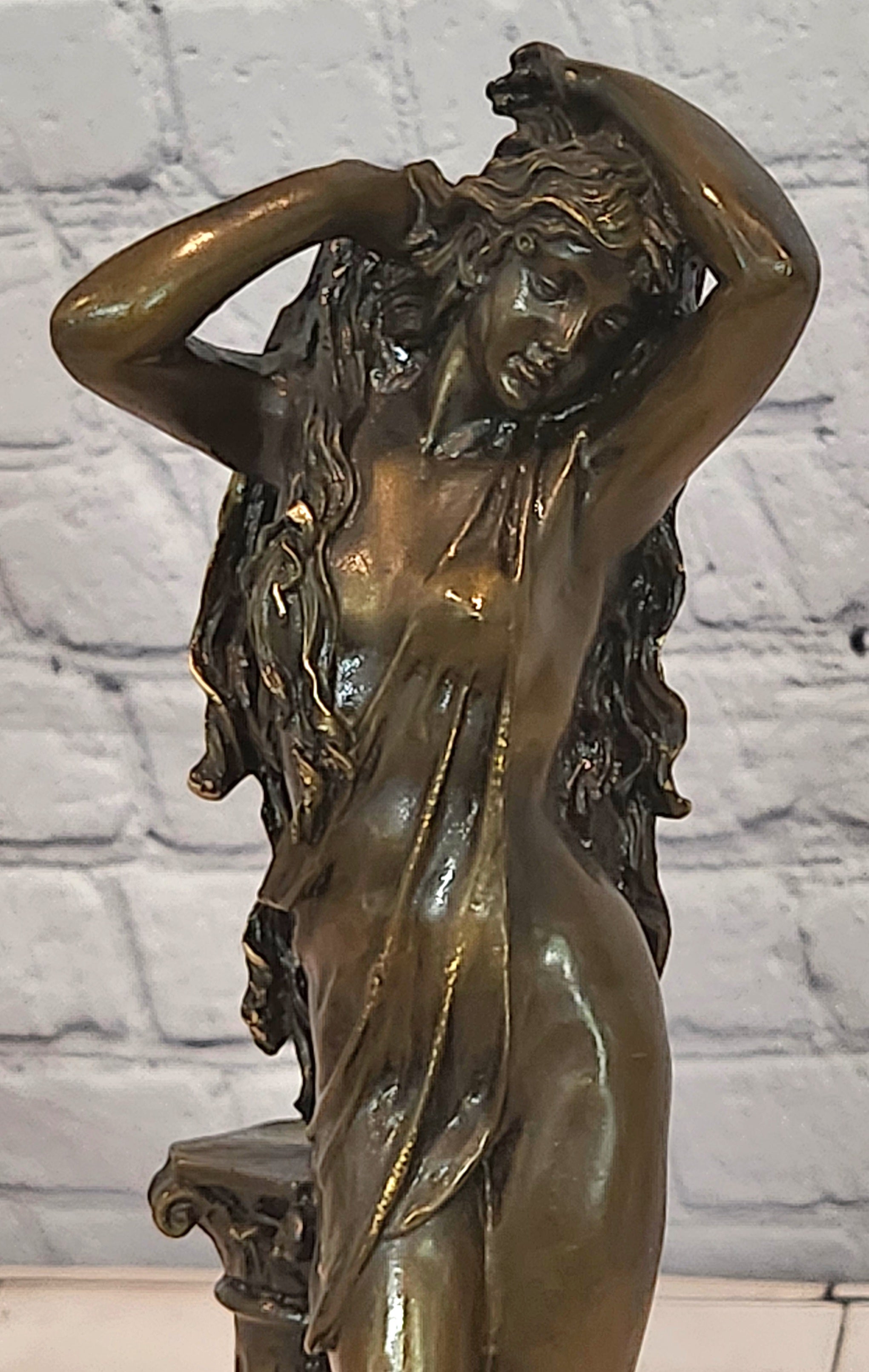 Beautiful Solid Bronze Sculpture of a Roman Goddess Aphrodite by Aldo Vitaleh